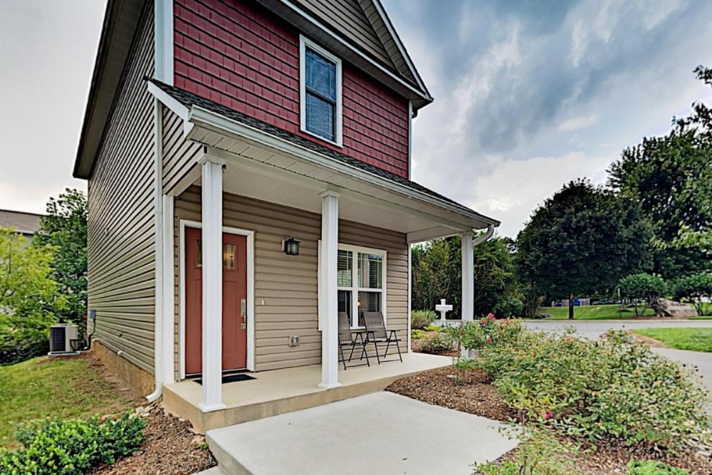 All-Suite Retreat Near Downtown, Outdoor Activities home